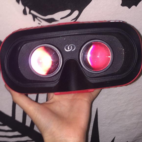 HOMIDO VR - Picture 2 of 5